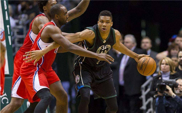 15日NBA大势:火箭主场碾压湖人 马刺主场10连