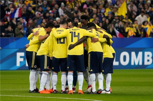 哥伦比亚2018世界杯35人初选大名单:J罗法尔