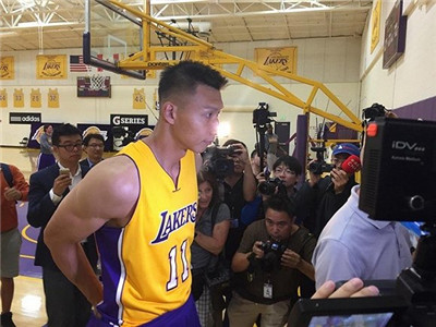 nba姚明_nba姚明年收入