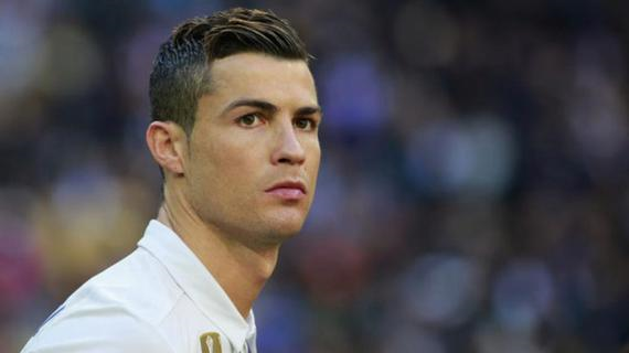 定了!C罗将赢FIFA年度最佳 皇马5人入围最佳阵