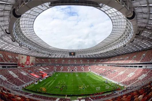 莫斯科是唯一贡献了2座球场(卢日尼基球场和斯巴达克球场)的城市