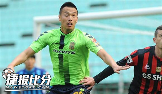 全北现代vs浦项制铁 全北现代遇到了强敌